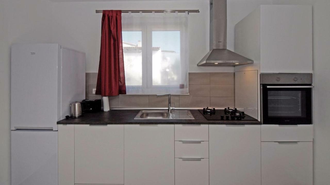 Apartments Mare Водице Экстерьер фото