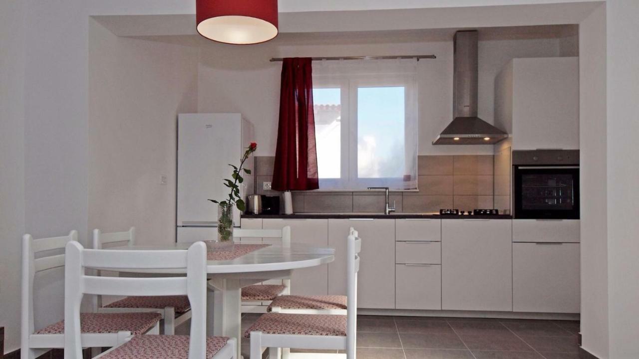 Apartments Mare Водице Экстерьер фото